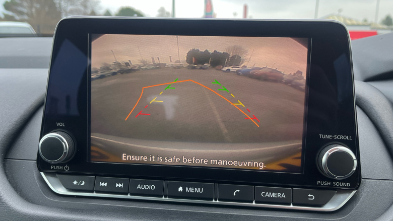 Nissan Qashqai 1.3 DiG-T MH Acenta Premium 5dr Petrol Hatchback